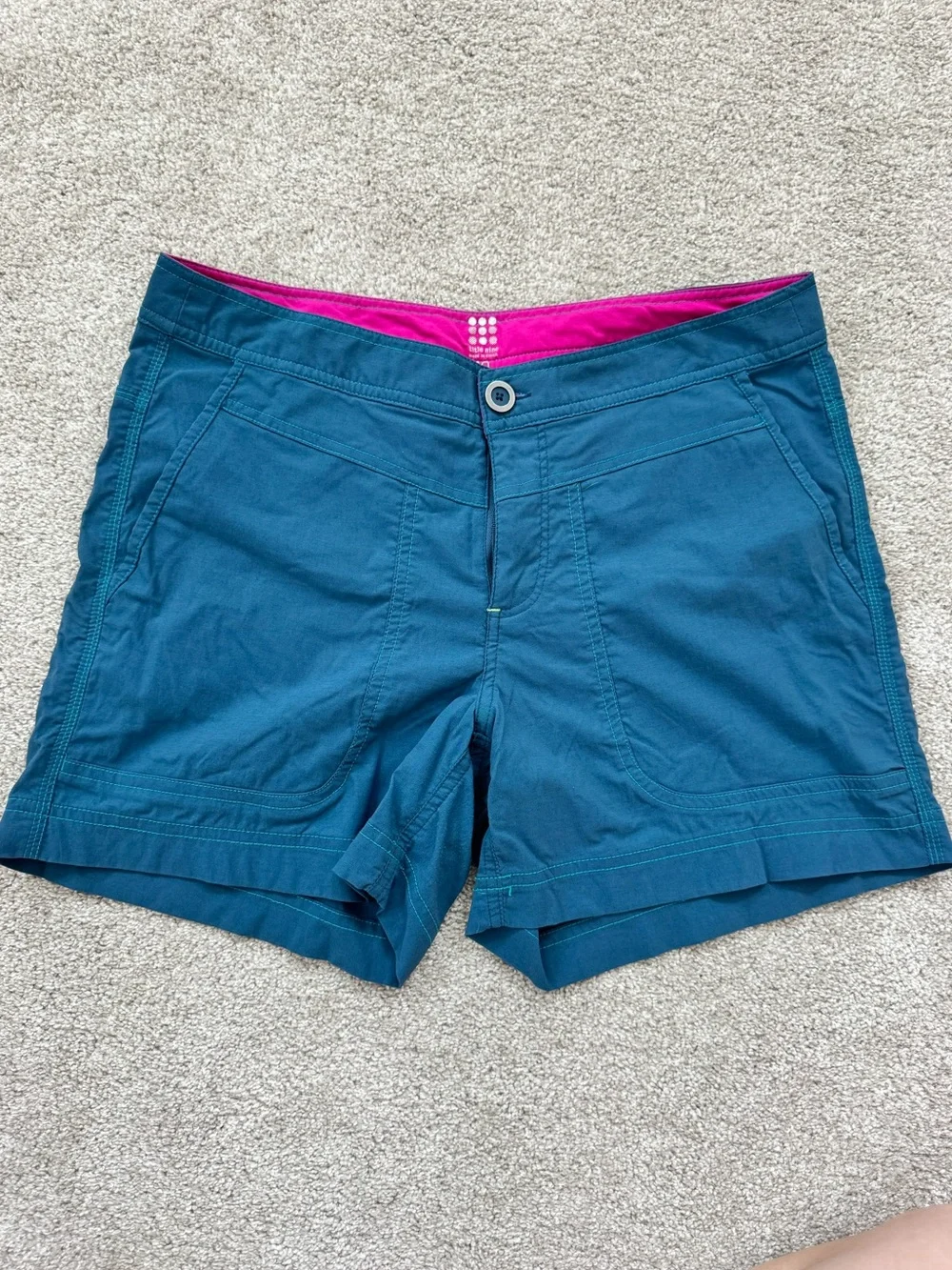 Women’s Title Nine Teal Outdoor Shorts with Pockets Size 10 Hiking Gardening